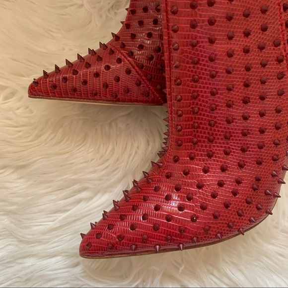 New! STEVE MADDEN Via-S Spike Ankle Zipper Booties - Picture 9 of 14